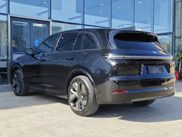 2024 Li Auto (Lixiang) L7 с пробегом 46 000 км