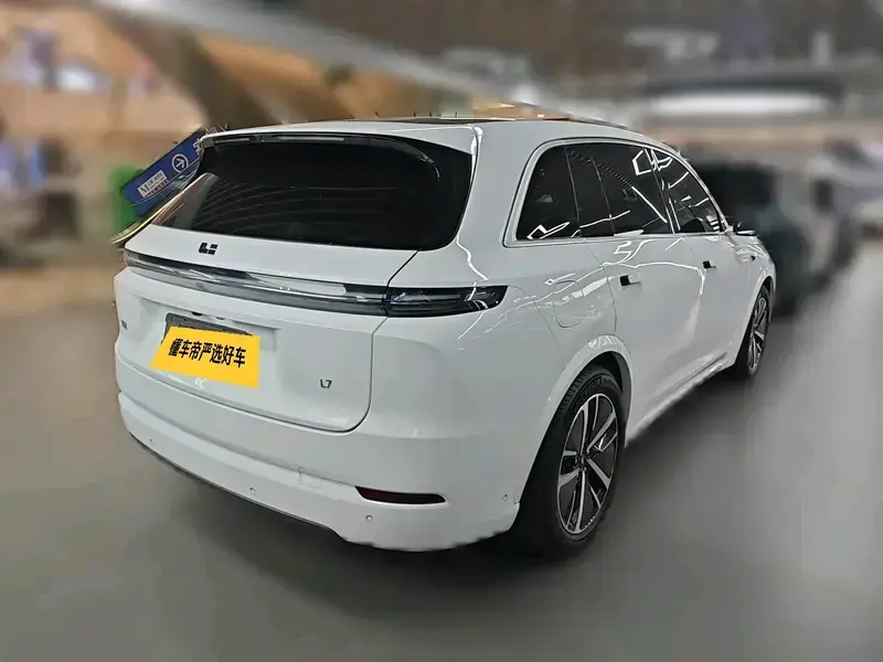 2024 Li Auto (Lixiang) L7 с пробегом 55 700 км