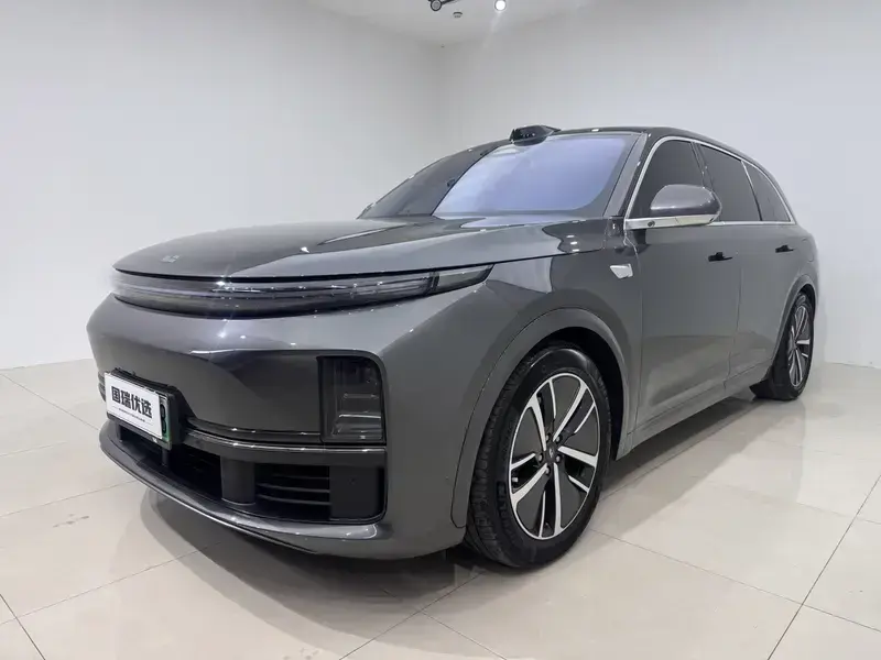 2024 Li Auto (Lixiang) L7 с пробегом 32 000 км