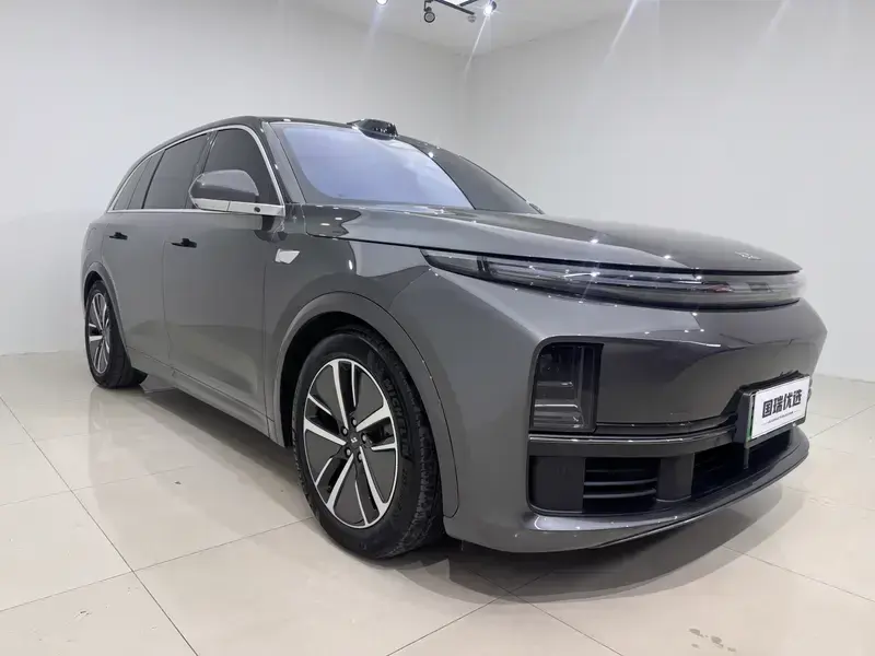 2024 Li Auto (Lixiang) L7 с пробегом 32 000 км