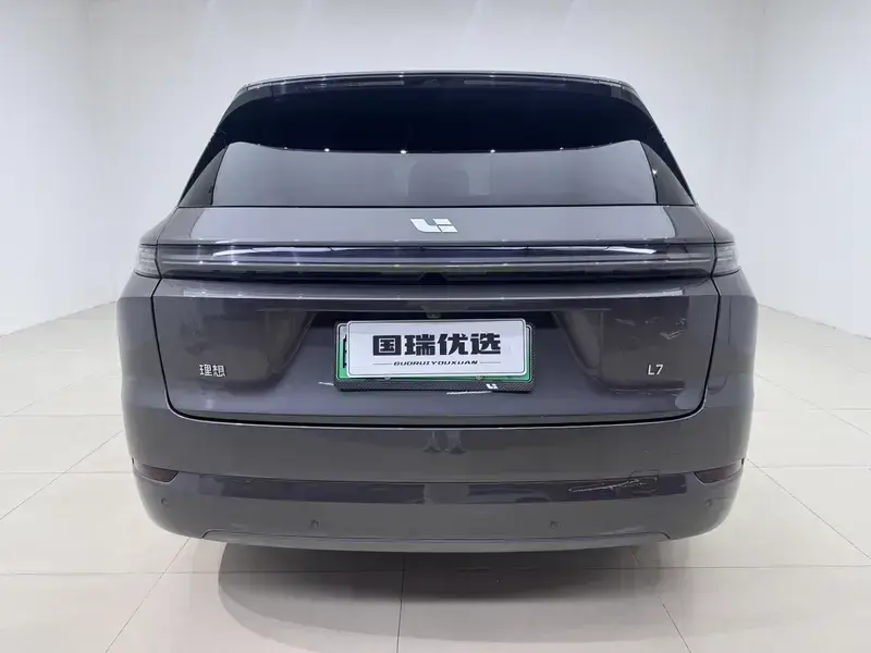 2024 Li Auto (Lixiang) L7 с пробегом 32 000 км