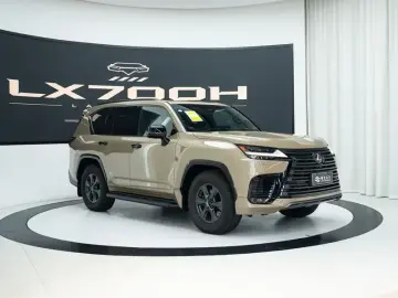 2025 Lexus LX с пробегом 100 км