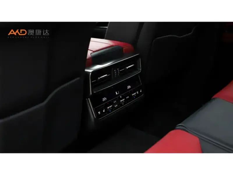 2023 Lexus LX с пробегом 38 100 км