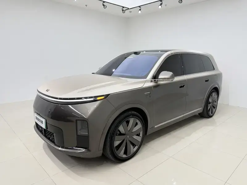 2026 Li Auto (Lixiang) L9 с пробегом 20 000 км
