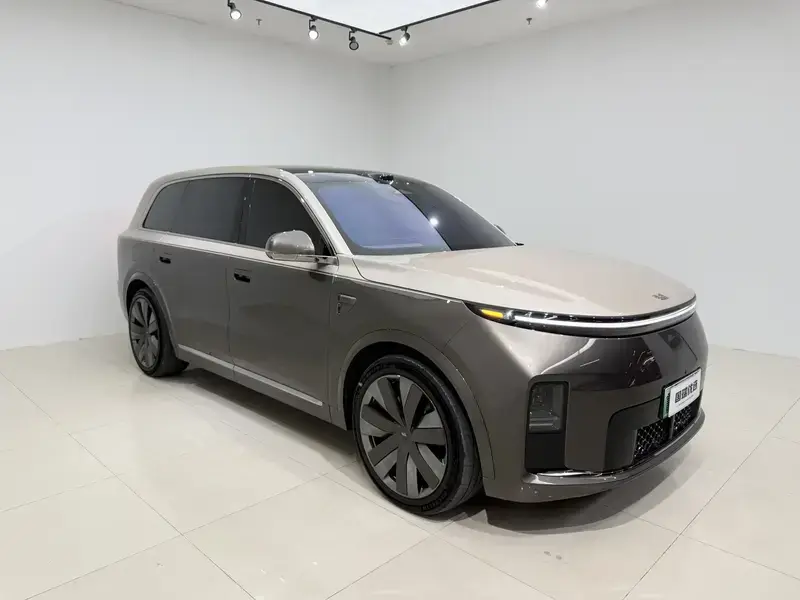 2026 Li Auto (Lixiang) L9 с пробегом 20 000 км
