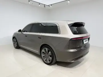2026 Li Auto (Lixiang) L9 с пробегом 20 000 км