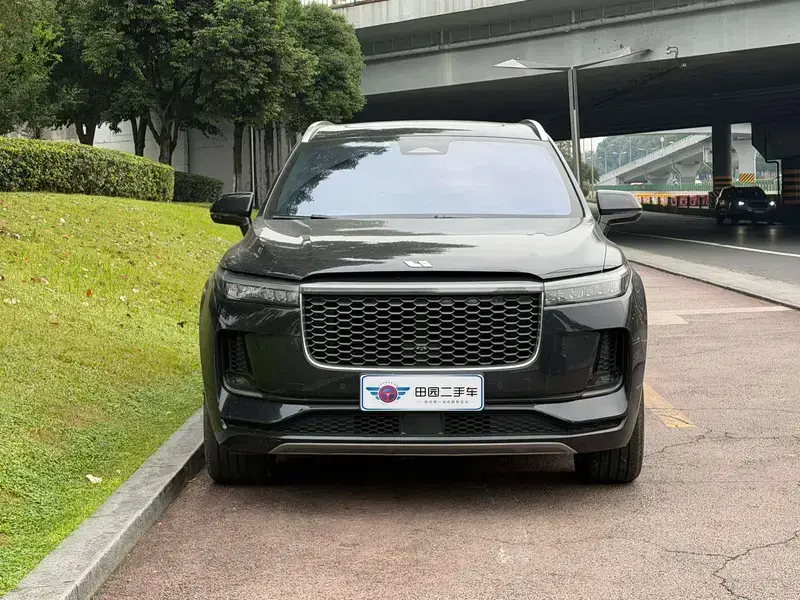 2021 Li Auto (Lixiang) One с пробегом 99 000 км