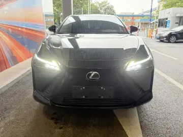 2023 Lexus RZ с пробегом 50 000 км