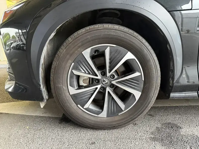 2023 Lexus RZ с пробегом 50 000 км