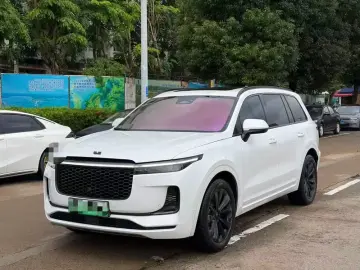 Li Auto (Lixiang) One