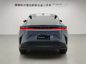 2023 Lexus RZ с пробегом 53 000 км
