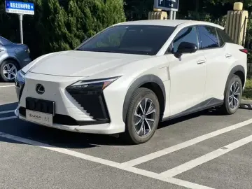 Lexus RZ