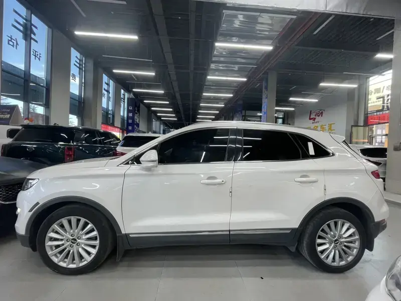2019 Lincoln MKC с пробегом 73 100 км