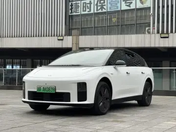 Li Auto (Lixiang) i6