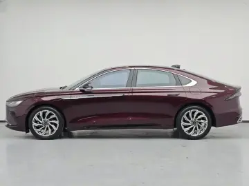 2022 Lincoln Z с пробегом 28 000 км