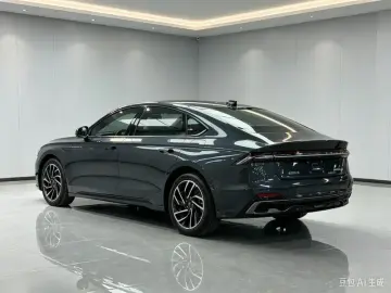 2022 Lincoln Z с пробегом 56 100 км
