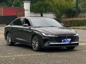 2022 Lincoln Z с пробегом 56 000 км