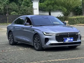 2024 Lincoln Z с пробегом 12 000 км