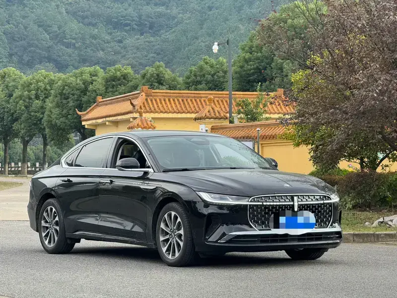 2024 Lincoln Z с пробегом 45 000 км