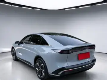 2024 Mazda EZ-6 с пробегом 38 000 км