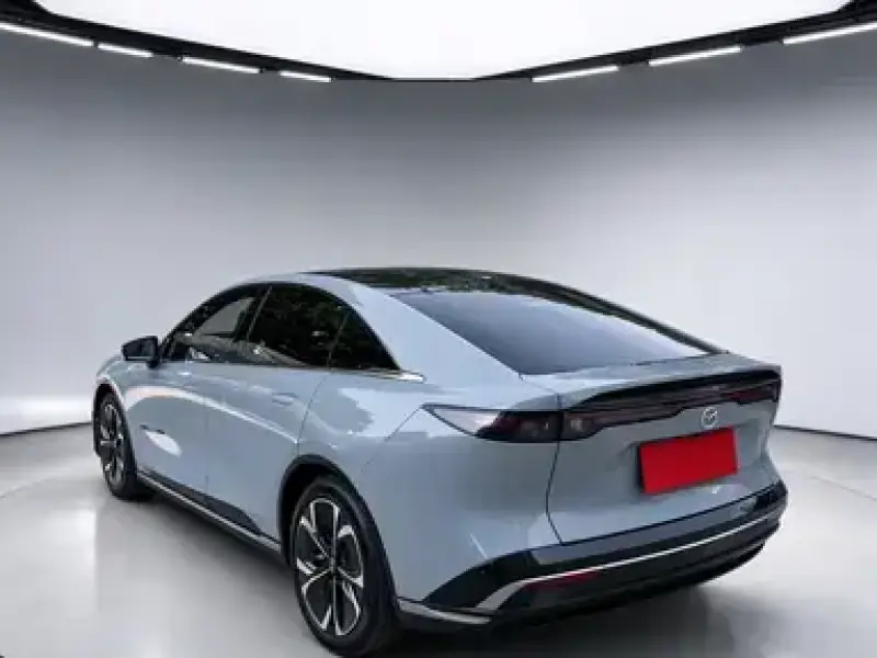2024 Mazda EZ-6 с пробегом 38 000 км