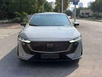2025 Mazda EZ-6 с пробегом 10 000 км