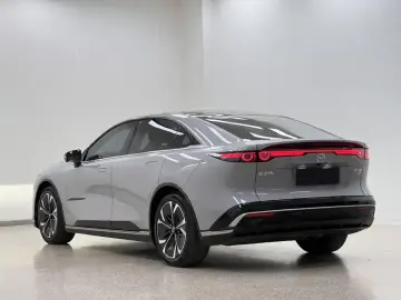 2024 Mazda EZ-6 с пробегом 39 500 км