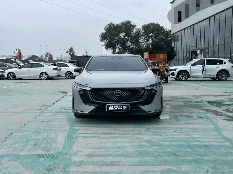 2024 Mazda EZ-6 с пробегом 29 000 км