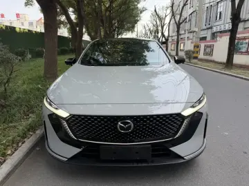 2025 Mazda EZ-6 с пробегом 5 300 км