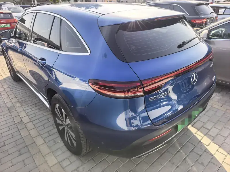 2020 Mercedes-Benz EQC с пробегом 29 000 км