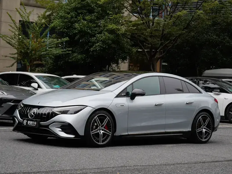2023 Mercedes-Benz EQE AMG с пробегом 8 000 км