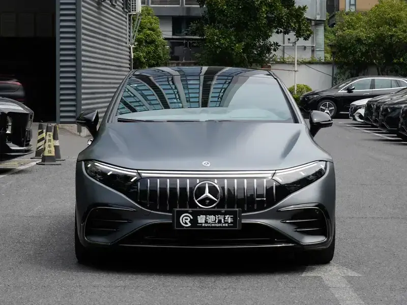 2023 Mercedes-Benz EQS AMG с пробегом 7 000 км