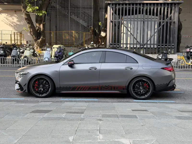 2024 Mercedes-Benz CLA AMG с пробегом 14 000 км