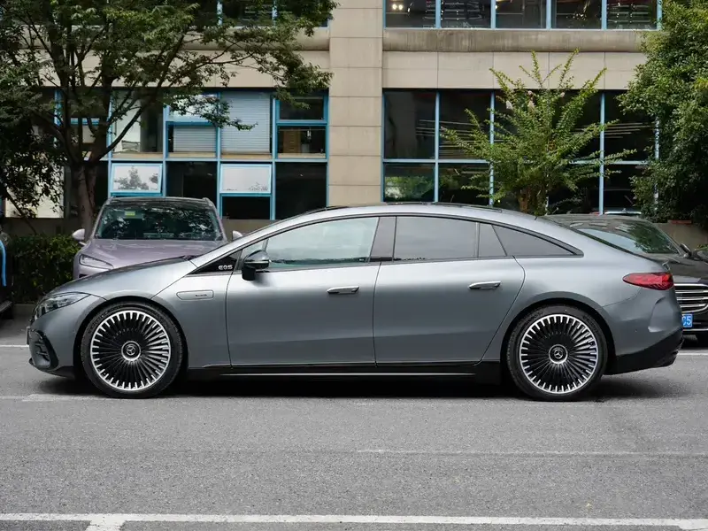 2023 Mercedes-Benz EQS AMG с пробегом 7 000 км