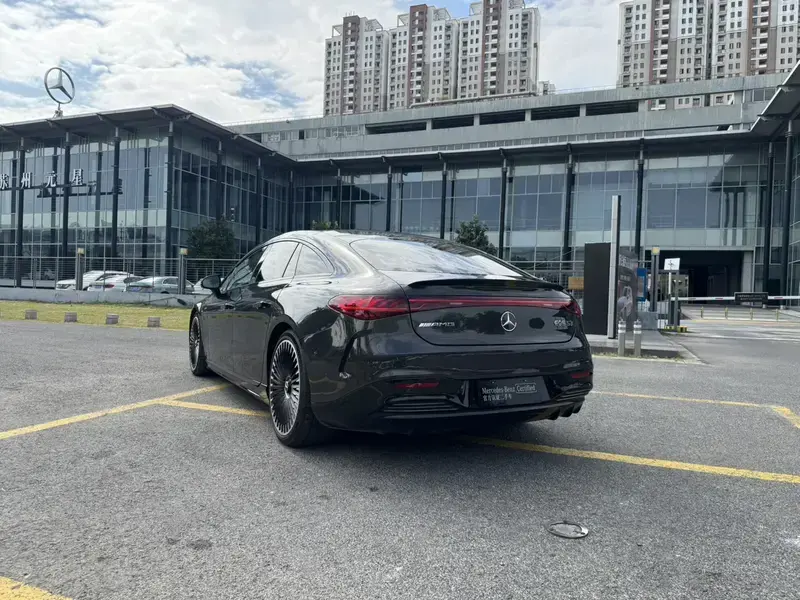 2023 Mercedes-Benz EQS AMG с пробегом 7 000 км