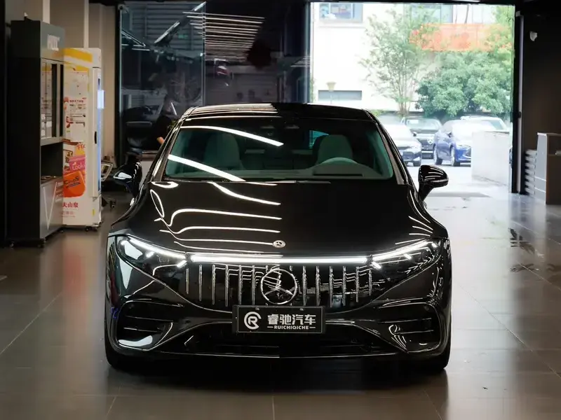 2022 Mercedes-Benz EQS AMG с пробегом 13 000 км