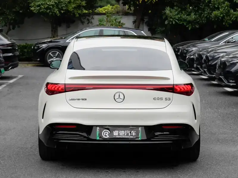 2023 Mercedes-Benz EQS AMG с пробегом 12 000 км