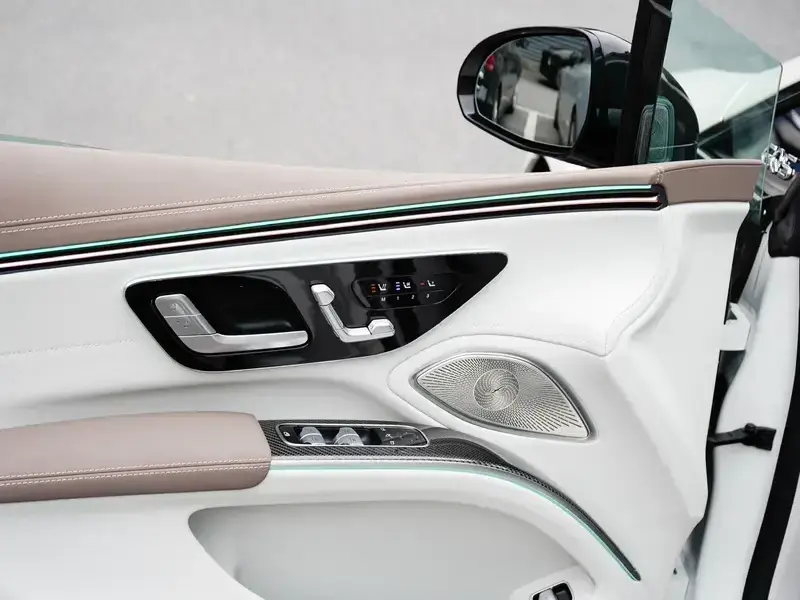2023 Mercedes-Benz EQS AMG с пробегом 12 000 км