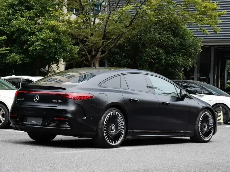 2022 Mercedes-Benz EQS AMG с пробегом 21 000 км