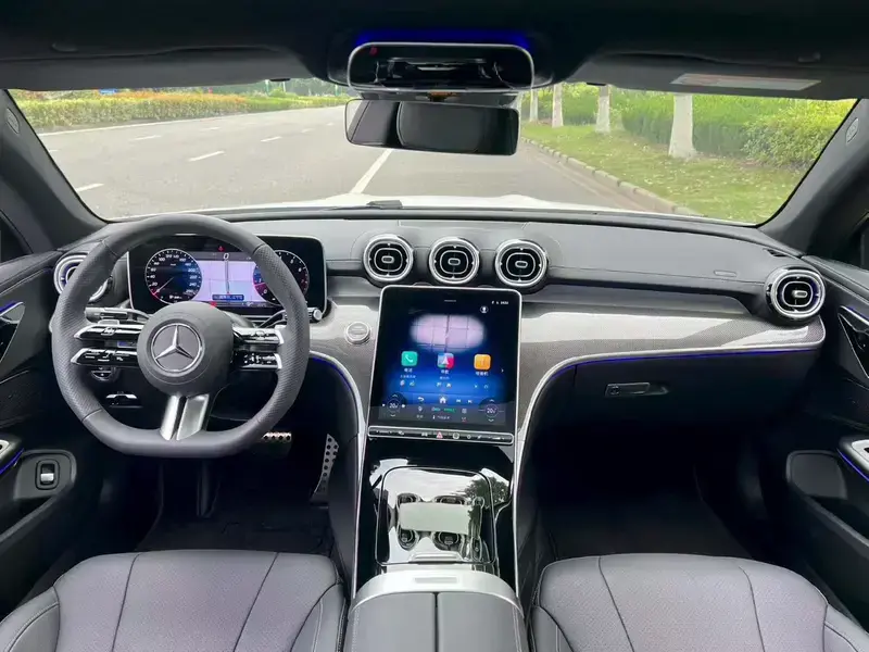 2025 Mercedes-Benz CLE с пробегом 6 000 км