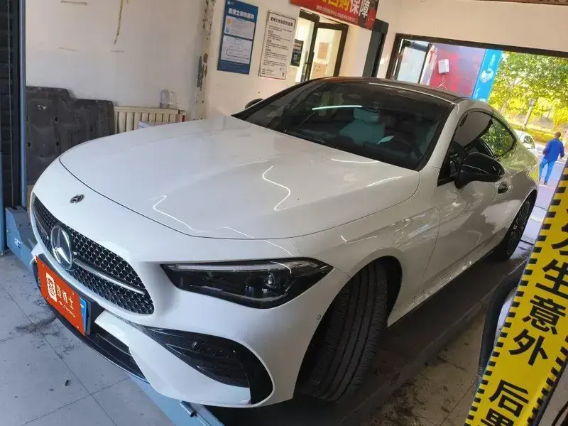 2024 Mercedes-Benz CLE с пробегом 9 000 км