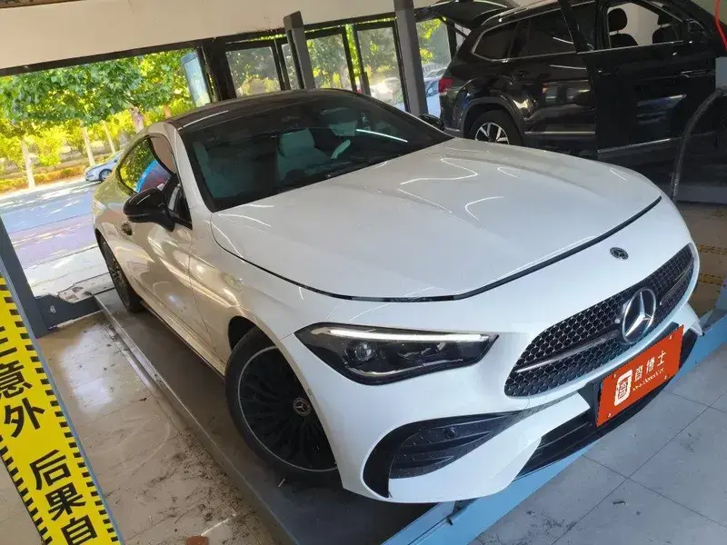 2024 Mercedes-Benz CLE с пробегом 9 000 км
