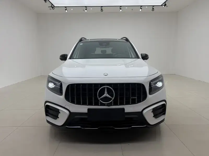 2024 Mercedes-Benz GLB AMG с пробегом 35 000 км