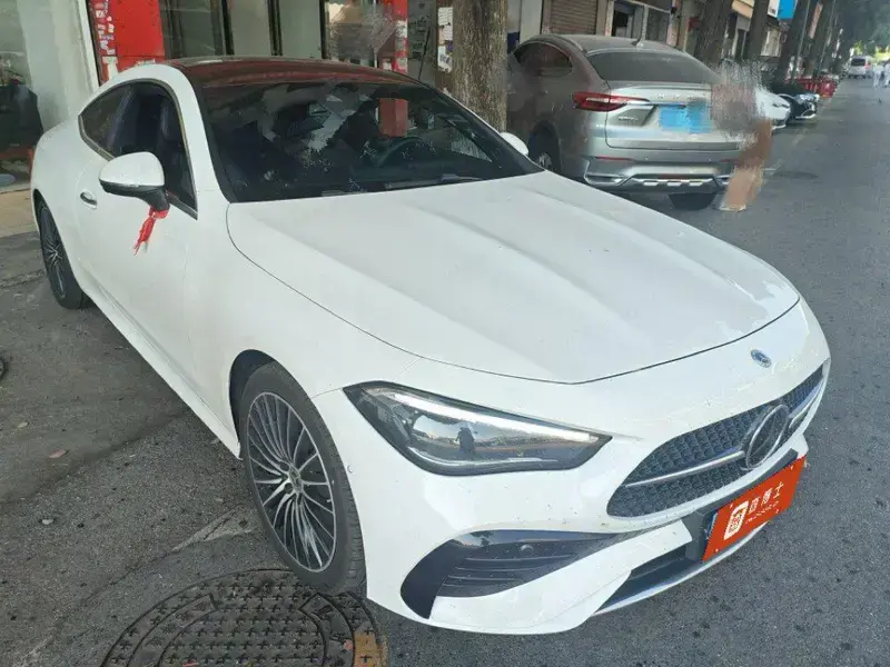 2026 Mercedes-Benz CLE с пробегом 8 000 км