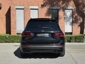 2024 Mercedes-Benz GLB AMG с пробегом 2 300 км