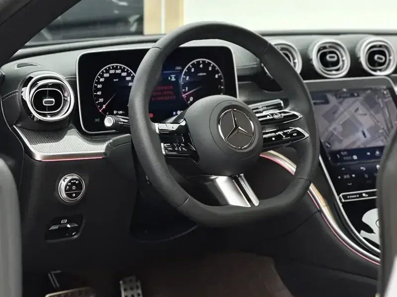 2024 Mercedes-Benz CLE с пробегом 28 000 км