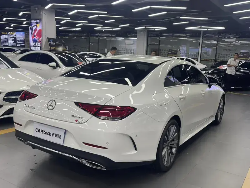 2022 Mercedes-Benz CLS с пробегом 27 000 км