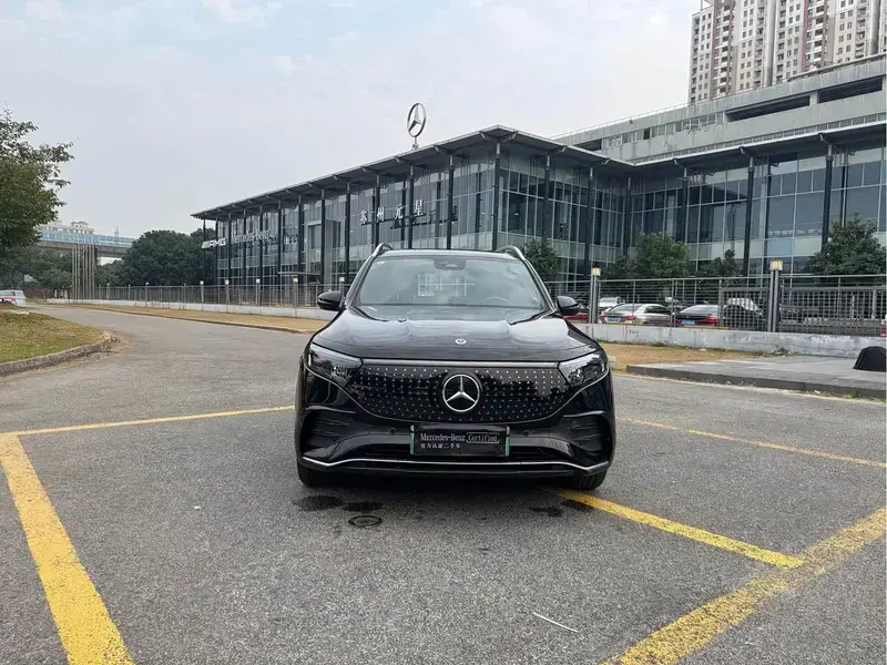 2025 Mercedes-Benz EQB с пробегом 23 000 км