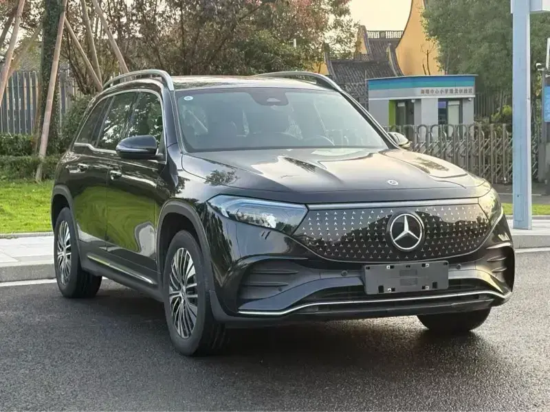 2025 Mercedes-Benz EQB с пробегом 60 000 км