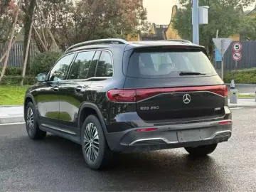 2025 Mercedes-Benz EQB с пробегом 60 000 км